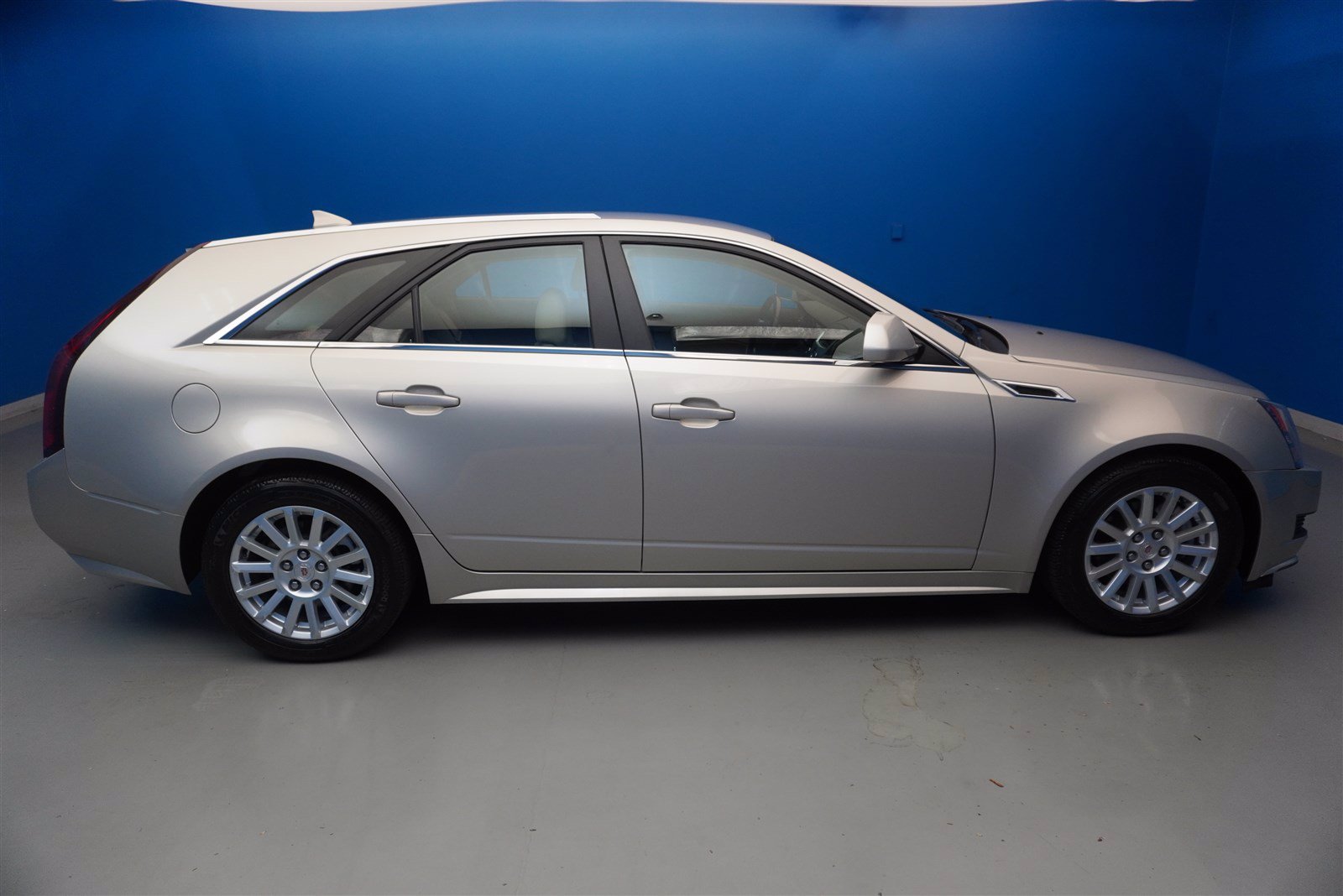 Pre-Owned 2013 Cadillac CTS Wagon Luxury Station Wagon in